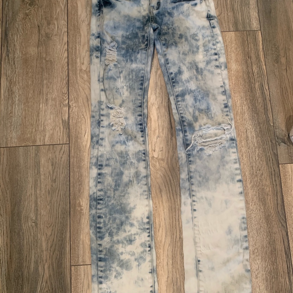 Machine-Acid Washed Jeans